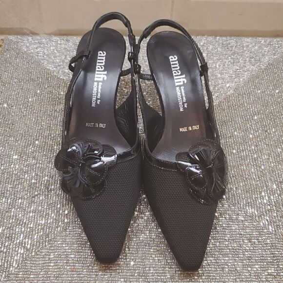 AMALFI Black Fabric and Patent Heels - Size 4 1/2 - Picture 2 of 6